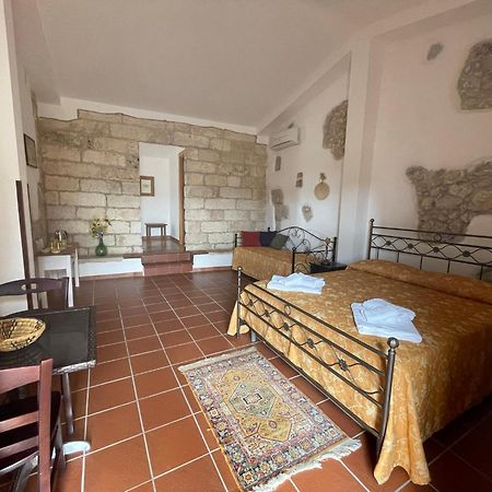 Agriturismo Masseria Saittole Carpignano Salentino Bagian luar foto