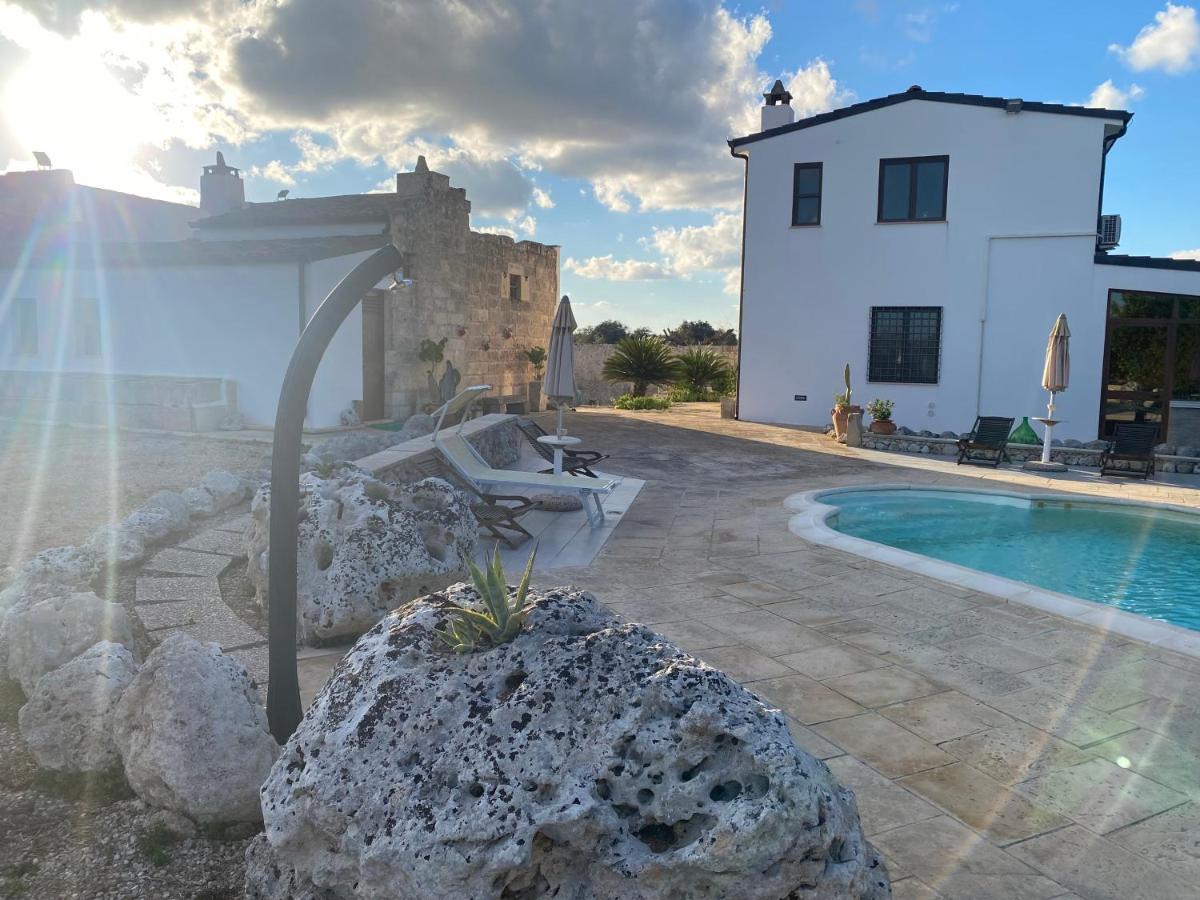 Agriturismo Masseria Saittole Carpignano Salentino Bagian luar foto