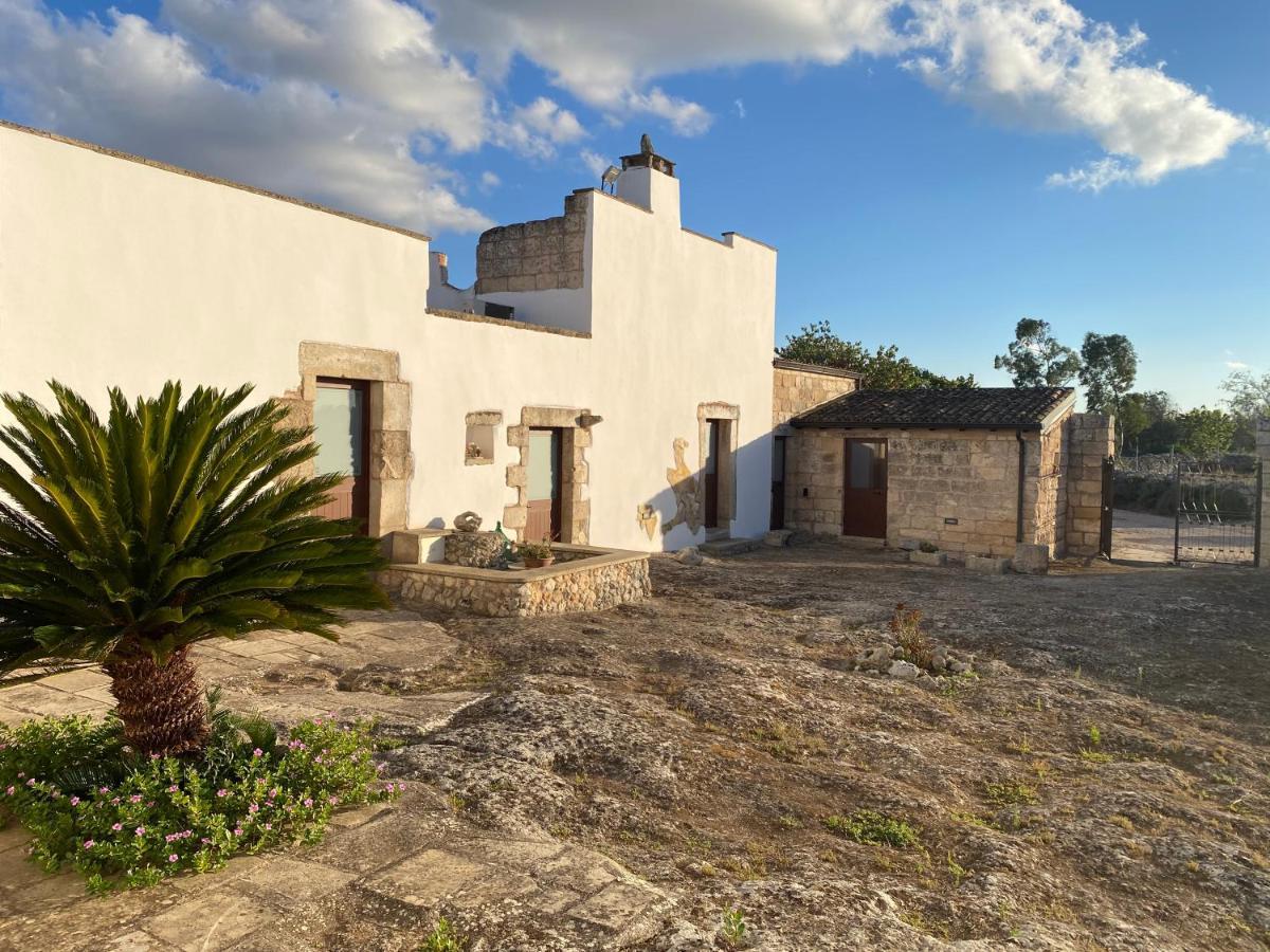 Agriturismo Masseria Saittole Carpignano Salentino Bagian luar foto