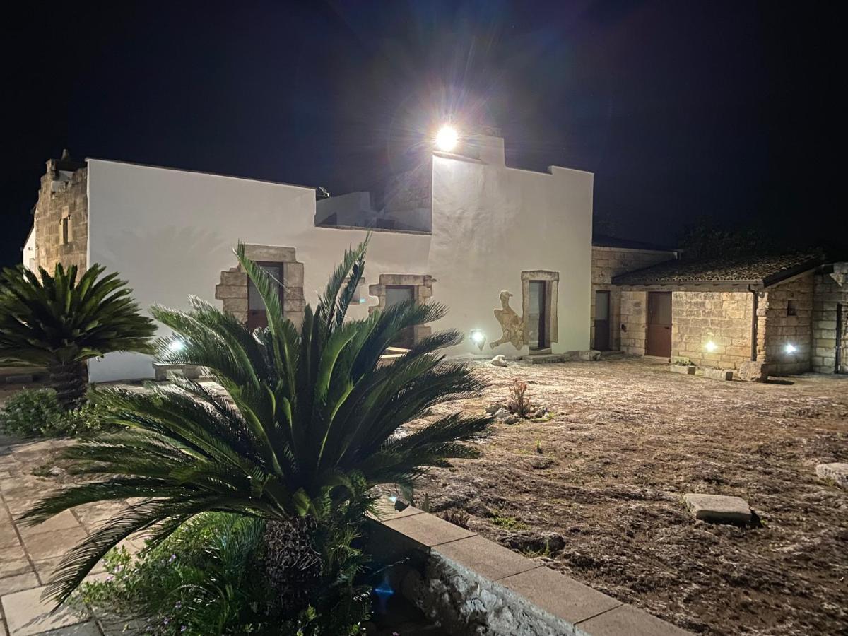 Agriturismo Masseria Saittole Carpignano Salentino Bagian luar foto