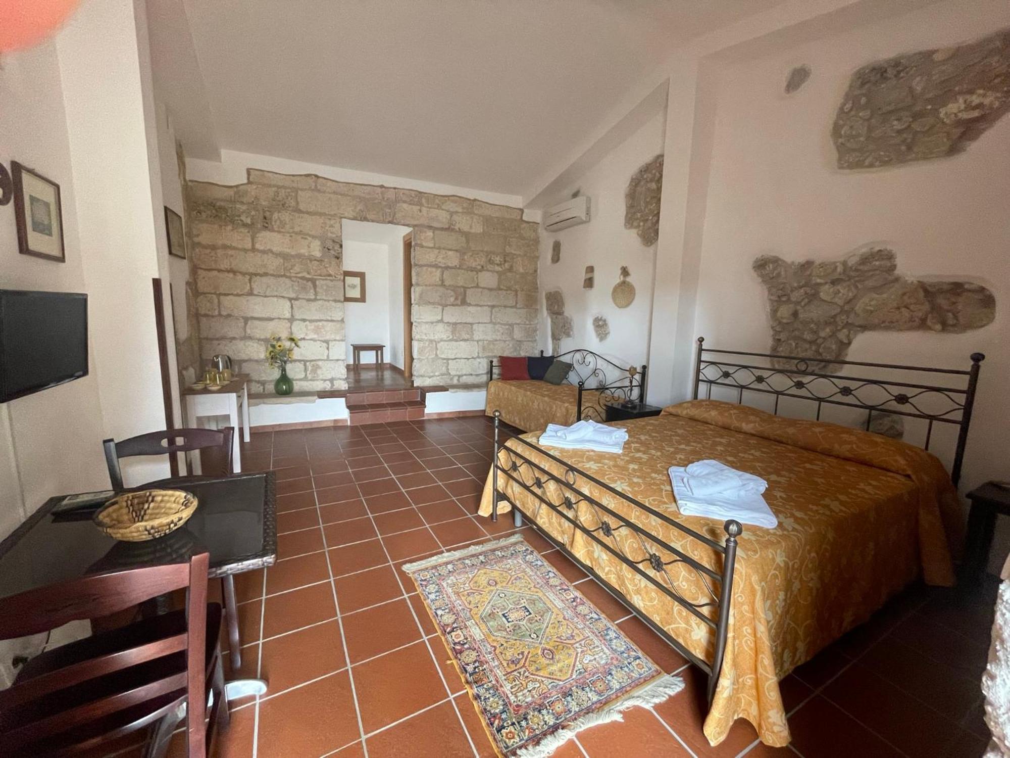 Agriturismo Masseria Saittole Carpignano Salentino Bagian luar foto